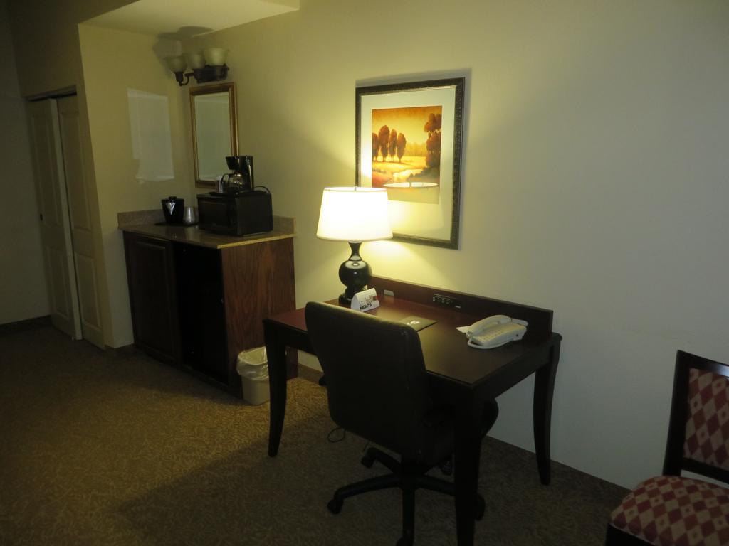 Country Inn & Suites By Radisson, Meridian, Ms Δωμάτιο φωτογραφία